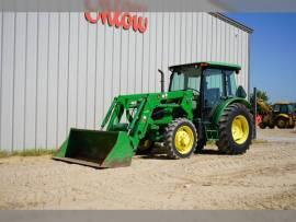 John Deere 5055E