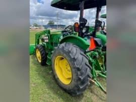 2018 John Deere 5075E