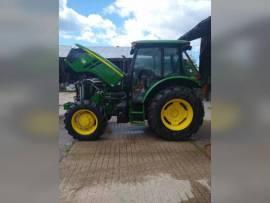 2017 John Deere 5100E