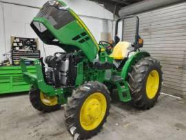 2022 John Deere 5075E