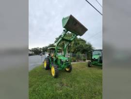 2018 John Deere 5055E