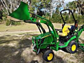 2022 John Deere 1025R