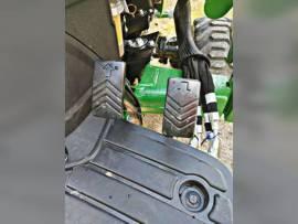 2022 John Deere 1025R