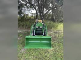 2022 John Deere 2025R