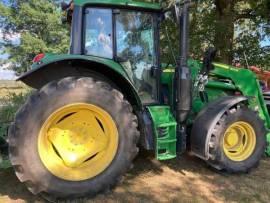 2019 John Deere 6110M