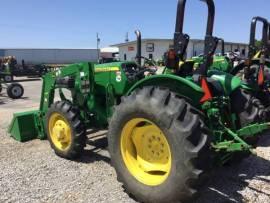 2016 John Deere 5075E