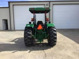 2011 John Deere 5075E