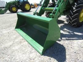 2022 John Deere 6120E