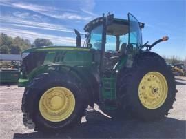 2015 JOHN DEERE 6215R