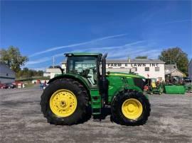 2015 JOHN DEERE 6215R