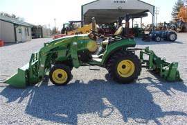 2017 JOHN DEERE 2032R