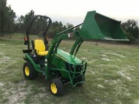 2022 JOHN DEERE 1025R