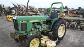 JOHN DEERE 750