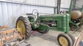 1952 JOHN DEERE B