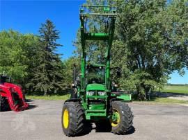 2019 JOHN DEERE 6120M