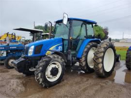 2011 NEW HOLLAND T5070