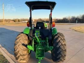 2014 JOHN DEERE 5085E