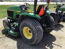 2000 JOHN DEERE 4200