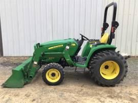 2017 JOHN DEERE 3025E