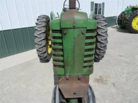 1951 JOHN DEERE B