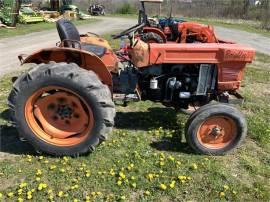 1975 KUBOTA L245