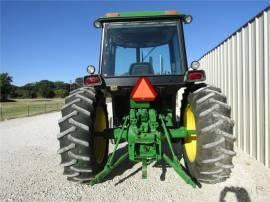 JOHN DEERE 4040