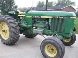 1981 JOHN DEERE 2940