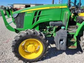 2013 JOHN DEERE 5085E