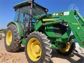 2017 JOHN DEERE 5075E