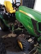 2016 JOHN DEERE 1025R