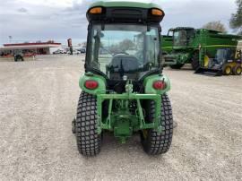 2017 JOHN DEERE 3033R