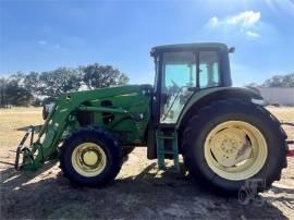 JOHN DEERE 7230