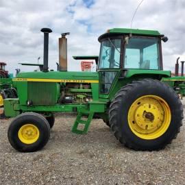 1976 JOHN DEERE 4430