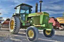 JOHN DEERE 4240