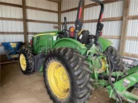 2016 JOHN DEERE 5085E