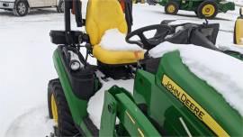 2018 JOHN DEERE 1025R