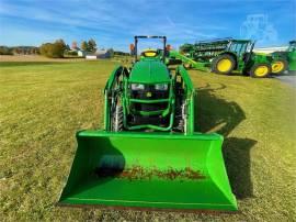 2018 JOHN DEERE 1025R