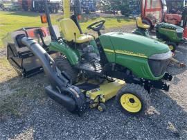 JOHN DEERE 2305