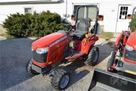 2022 MASSEY FERGUSON GC1725M