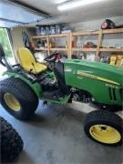 2014 JOHN DEERE 2032R