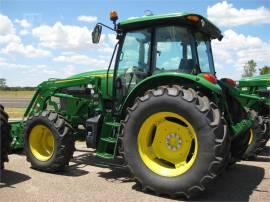 2020 JOHN DEERE 6105E