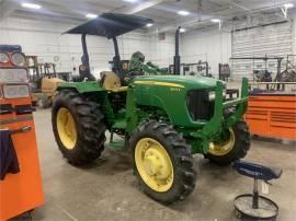 2013 JOHN DEERE 5075E