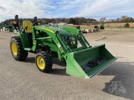 2018 JOHN DEERE 3033R