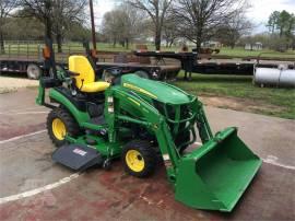 2017 JOHN DEERE 1025R