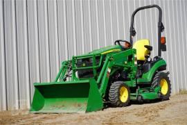 JOHN DEERE 1025R