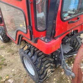 2018 MASSEY FERGUSON GC1705