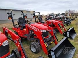 2022 MASSEY FERGUSON GC1725M