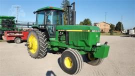 1990 JOHN DEERE 4955