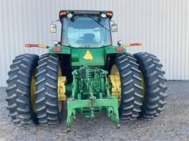 JOHN DEERE 8230