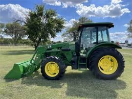 2015 JOHN DEERE 5100E